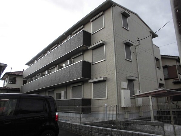 Floresta日進の物件外観写真